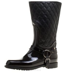 Stuart Weitzman Designer Black Quilted Leather Stirrup Fur Lined Rain Boots